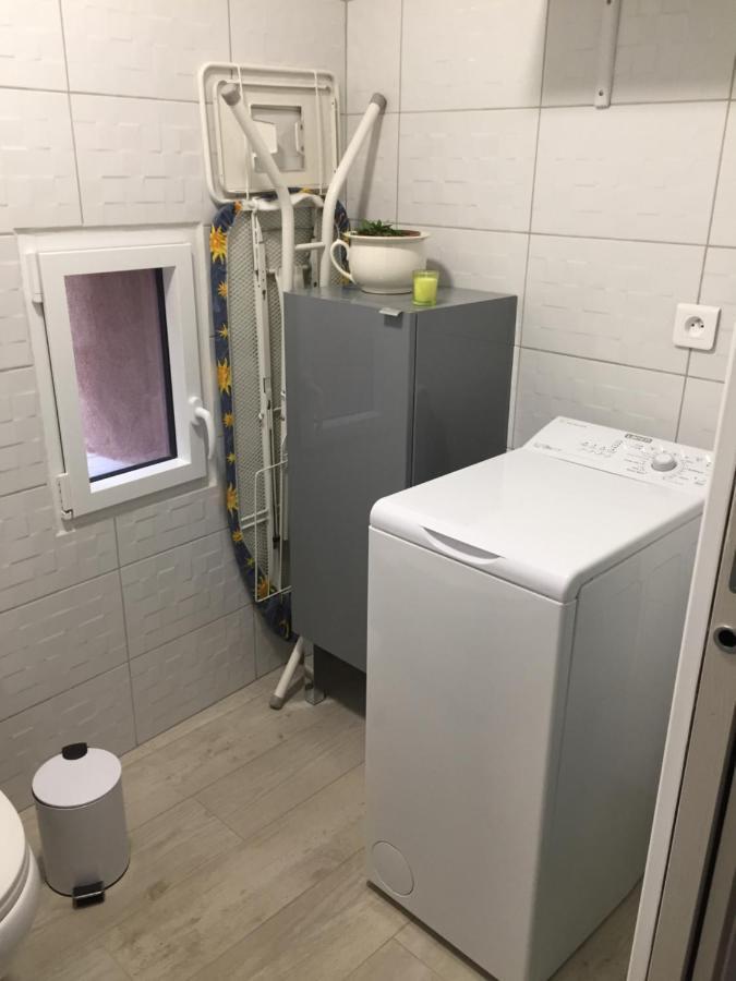 Gite De Gazelle Chambres D'Hote La Vacquerie-et-Saint-Martin-de-Castries Esterno foto